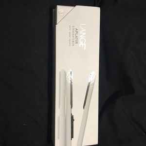 Hair Straightener by L’ange